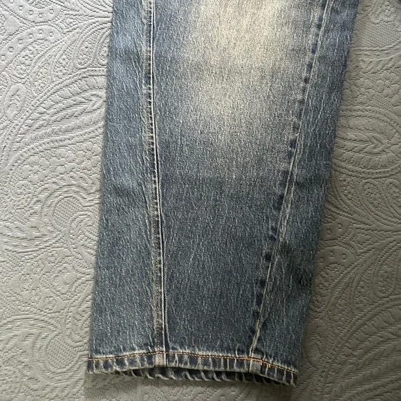 Women’s Barrel Fit Blue Jeans size 12 NWT - Picture 2 of 6